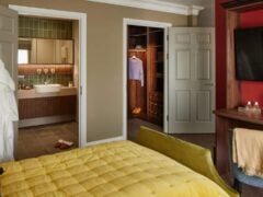Cosy bedroom with ensuite and walk-in wardrobe.